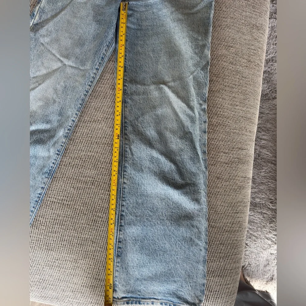 Levi’s Ribcage Straight - Picture 6 of 6